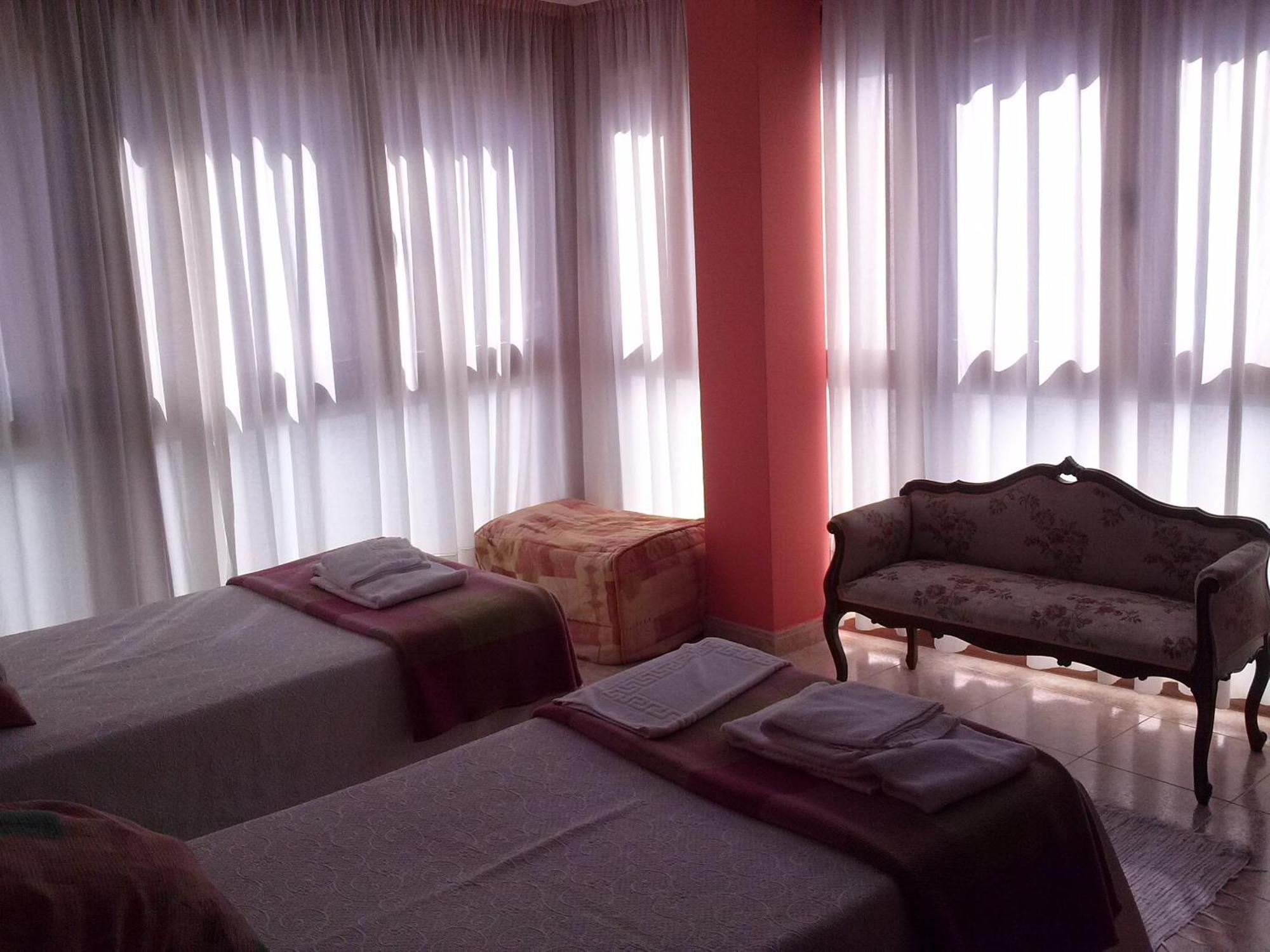 Hostal Ciudad De Nájera Zewnętrze zdjęcie