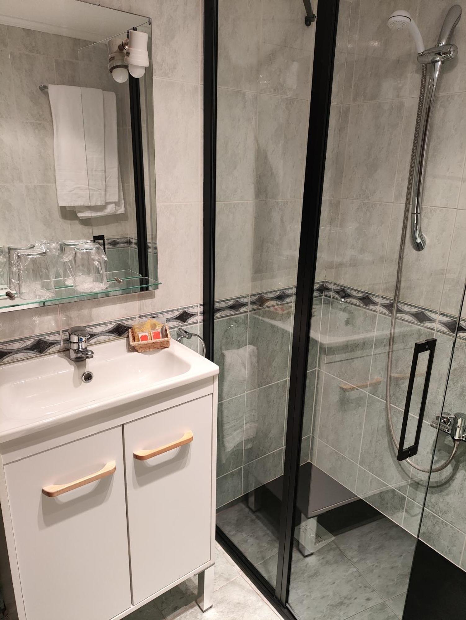 Hostal Ciudad De Nájera Zewnętrze zdjęcie
